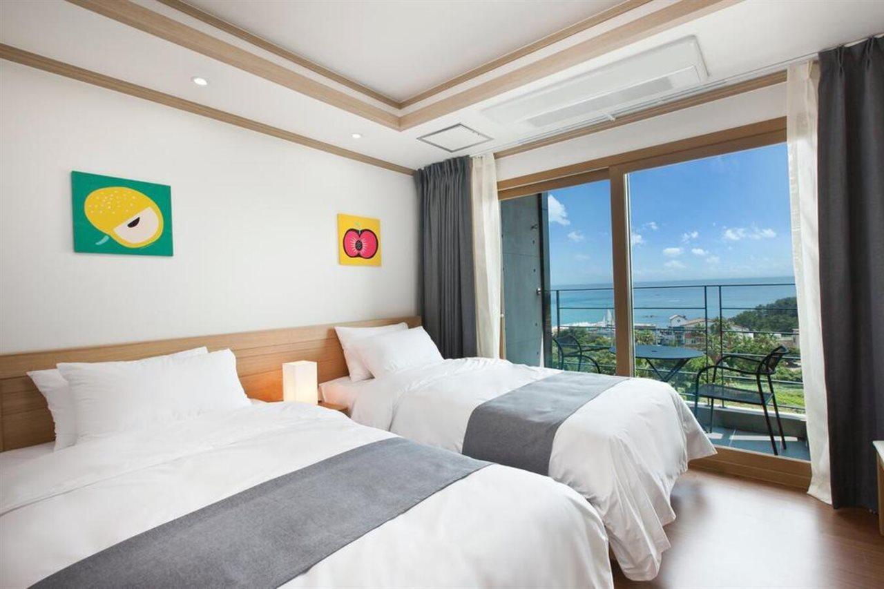 Familia Hotel Seogwipo Extérieur photo