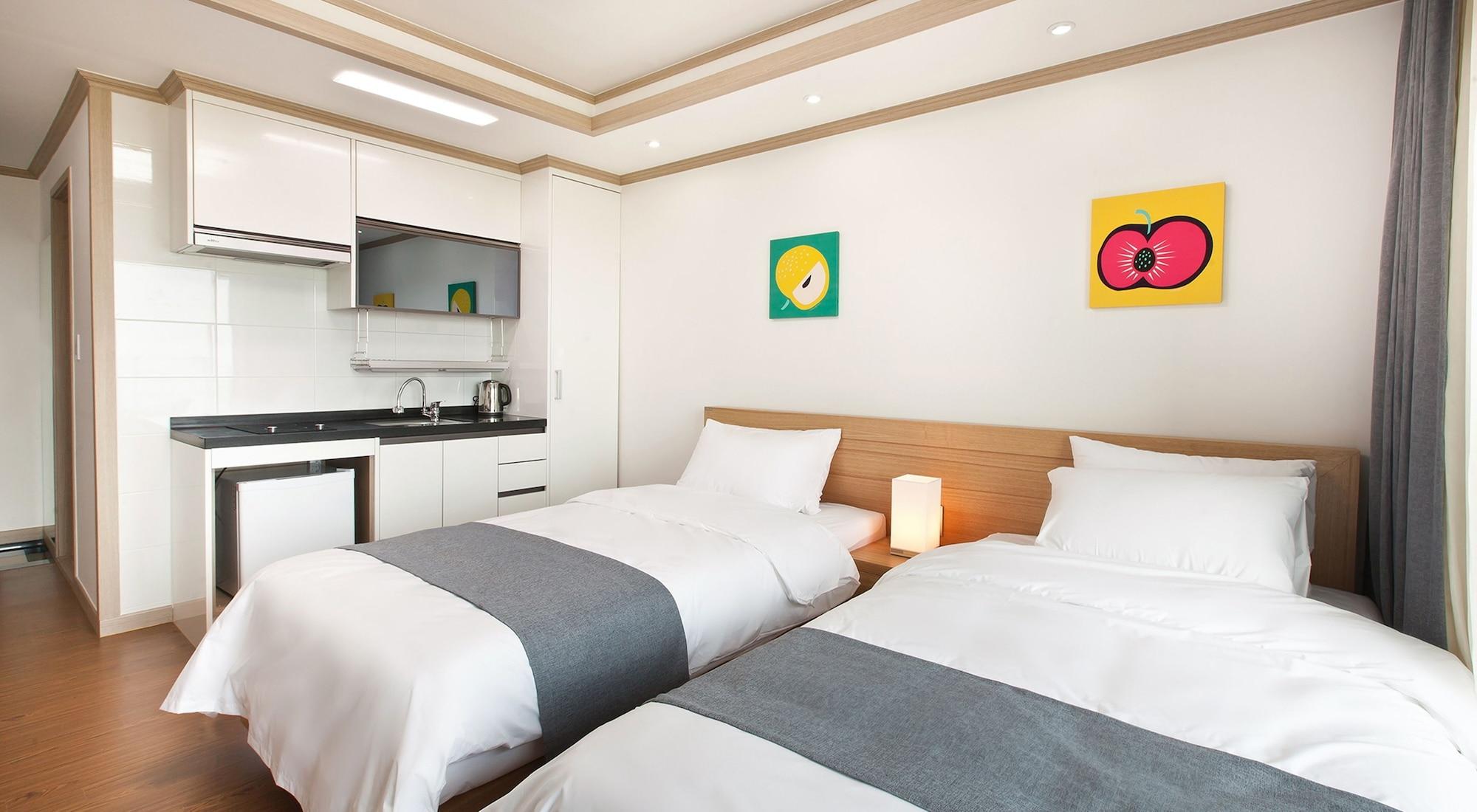 Familia Hotel Seogwipo Extérieur photo