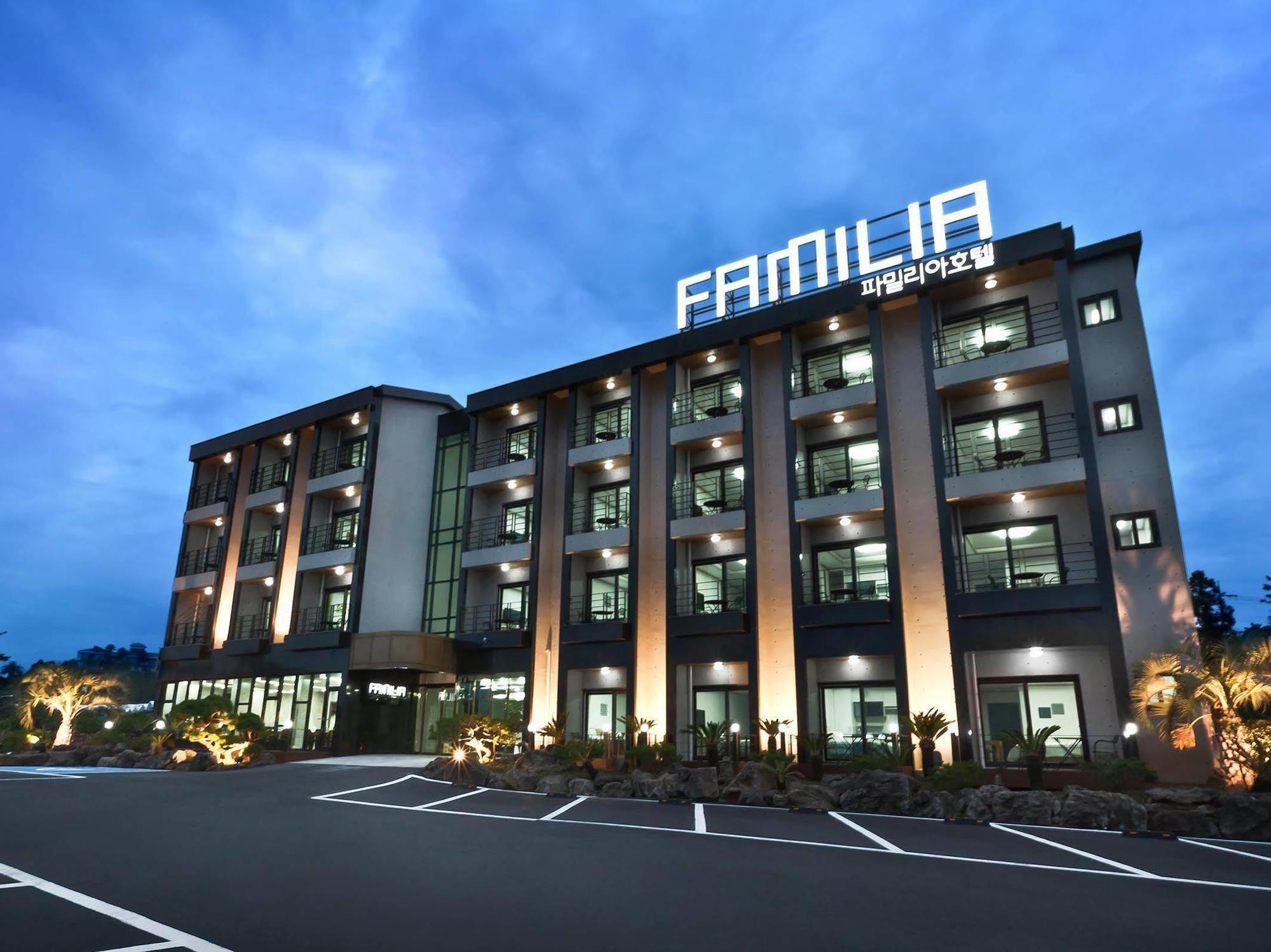Familia Hotel Seogwipo Extérieur photo