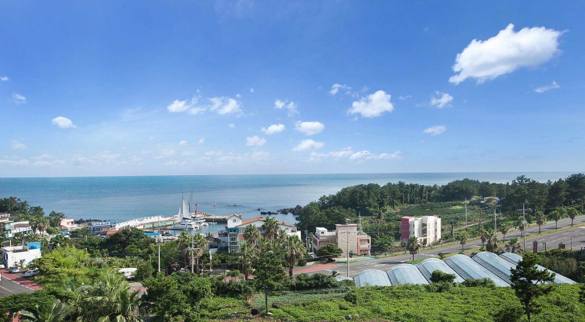 Familia Hotel Seogwipo Extérieur photo